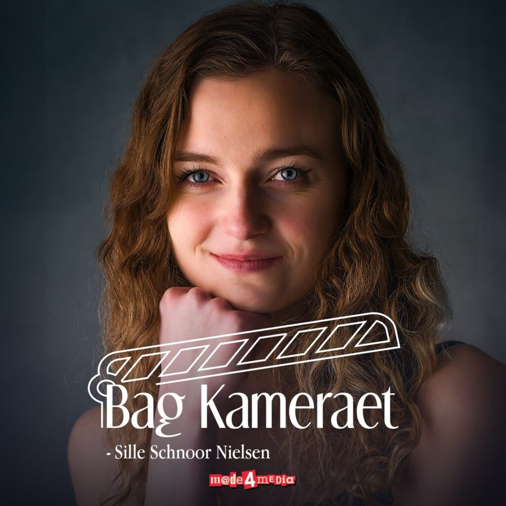 Cover of the podcast Bag Kameraet with host Sille Schnoor Nielsen in close-up
