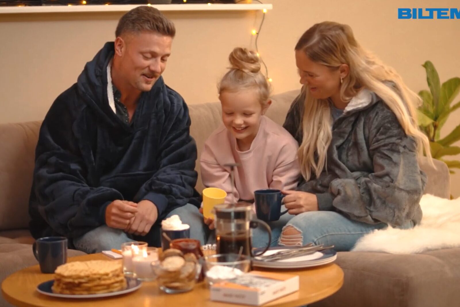 Billede til jobopslaget Reklame familie 32.000 kr. samlet